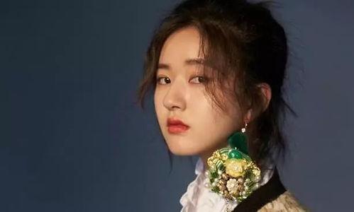 赵露思现状 每日吃瓜,每日吃瓜，探寻明星背后的故事